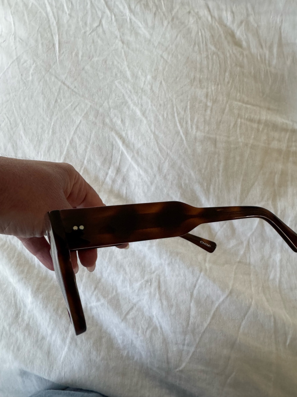 CHIMI Oversized Tortoiseshell Sunglasses - Picture 2 of 5